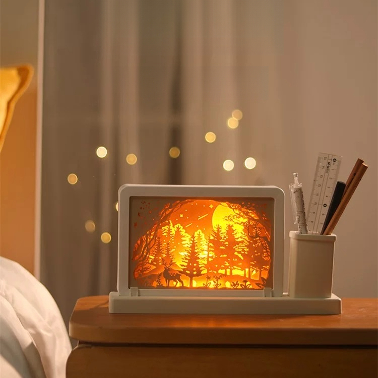 Огледален моливник с хартияна лампа