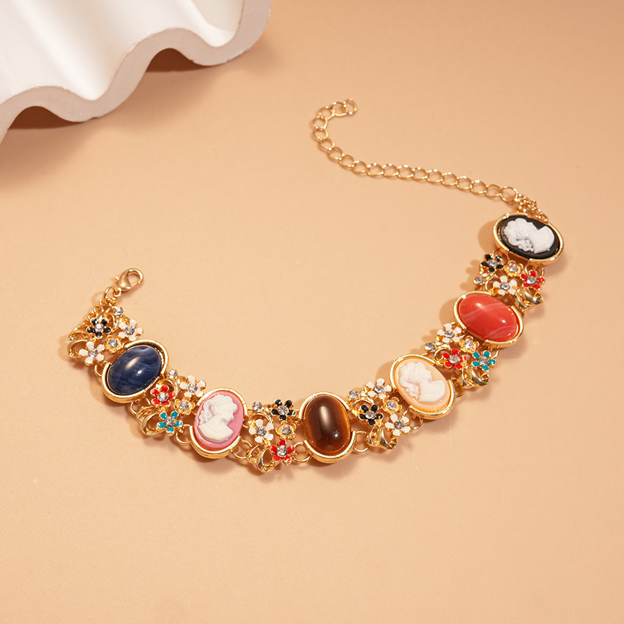 💎 Винтидж елегантна гривна JBK с камея, котешко око и емайлирани детайли