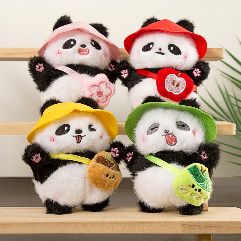 🐼✨ Елегантно мини панда с чантичка – декоративен ключодържател