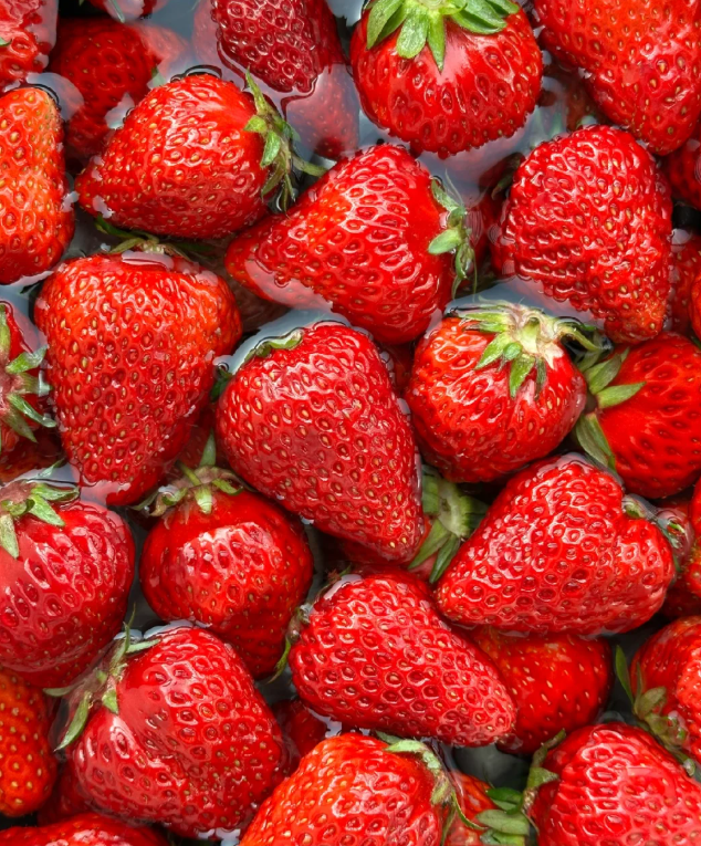 🍓 Семена от ягоди – бърз растеж, много плодове, вкусът на лятото!