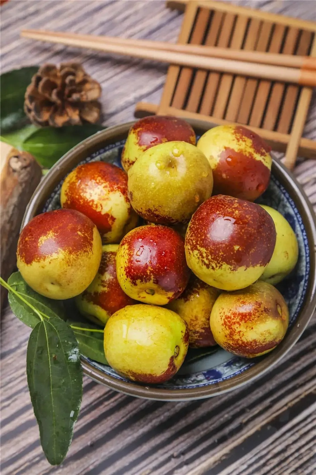 🍏 Хинап (Зимска фурма) – изключително сладък, хрупкав и късен сорт за вашата градина 🌿✨