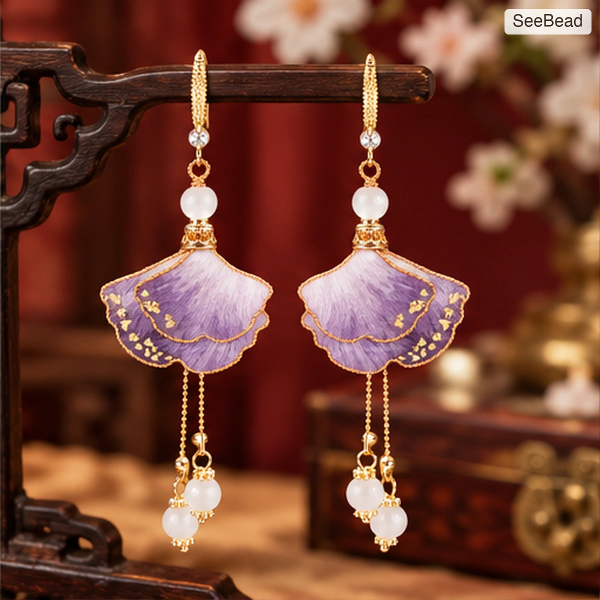 Purple Ginkgo Leaf Handmade Ronghua Earrings - scene