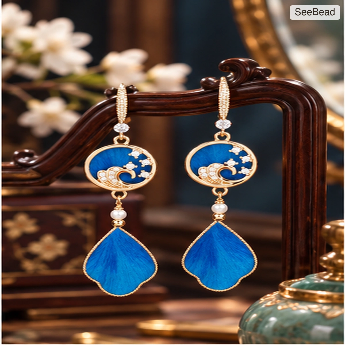 Canglan Moon Handmade Ronghua Earrings - scene