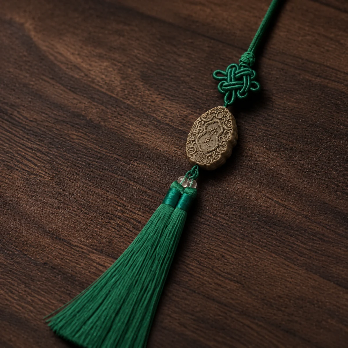 Green Tassel Herbal Incense Pendant - Material Detail