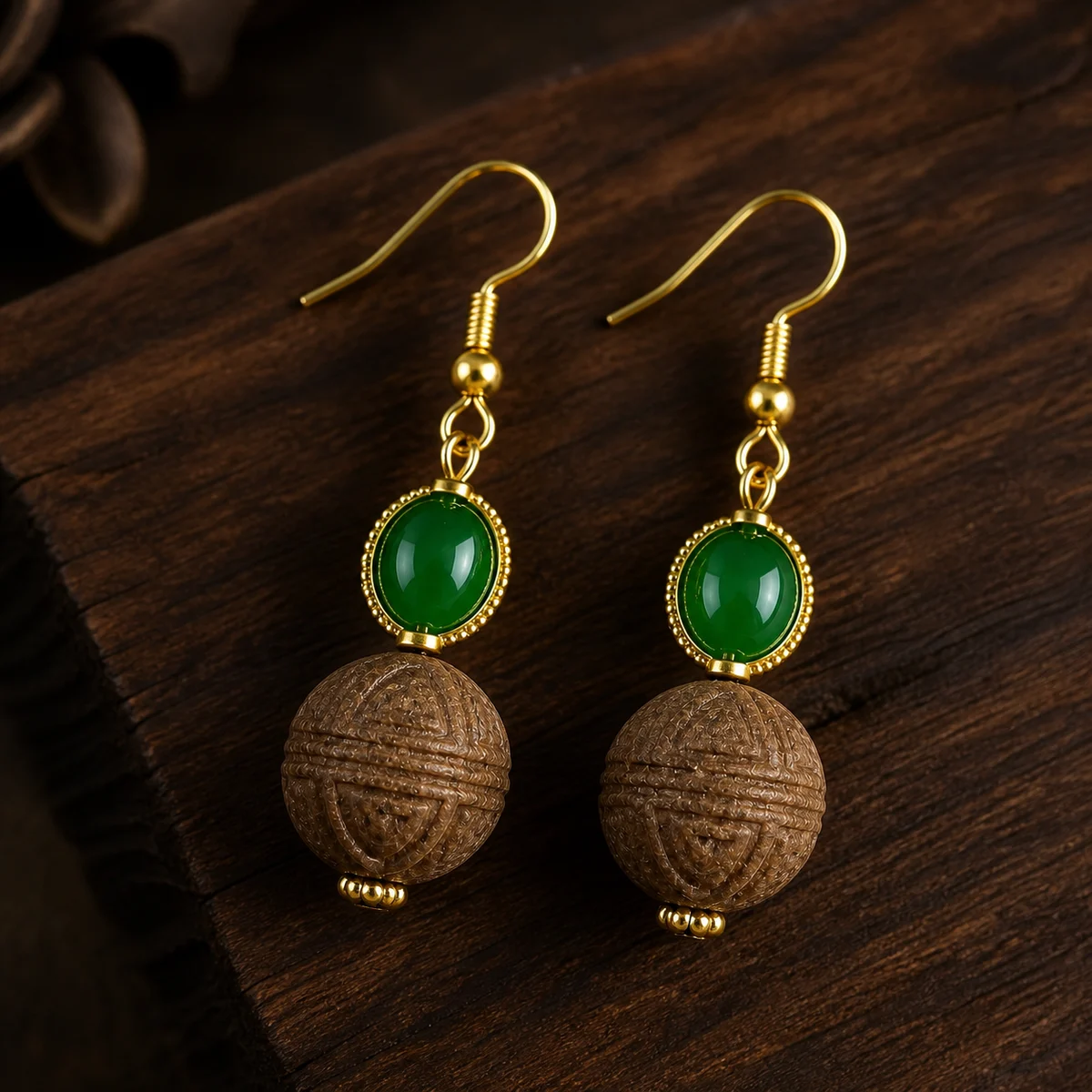 Green Gemstone Herbal Incense Earrings - Material Detail
