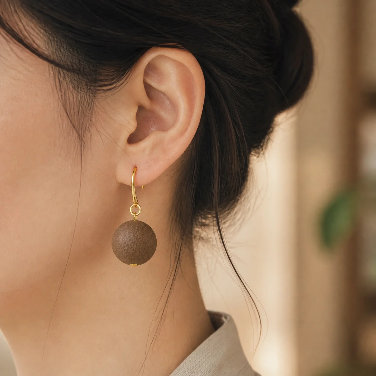 Minimal Herbal Incense Drop Earrings - Material Detail