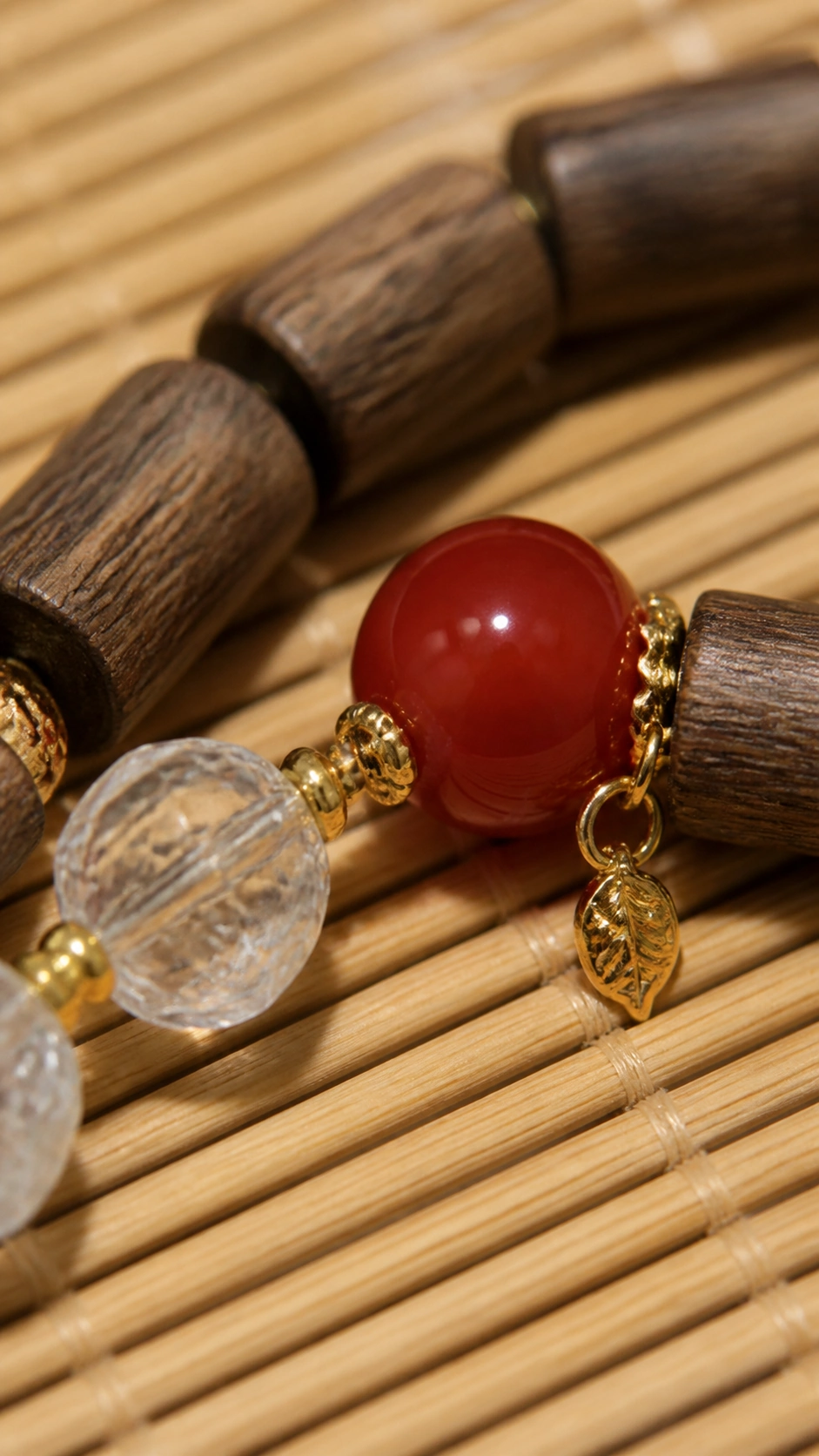 Hainan Agarwood Bracelet with Crystal and Nanhong product view showing materials, bead shape, texture and design details, wood grain and material detail