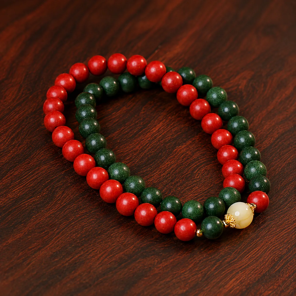 Red and green wood bead bracelet full strand detail