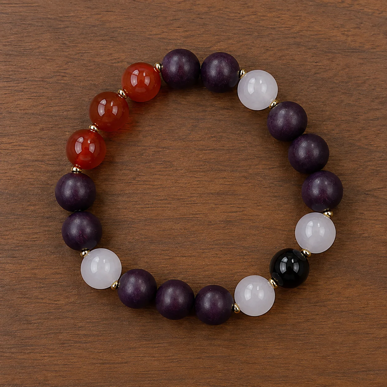 Tricolor incense bead bracelet color detail