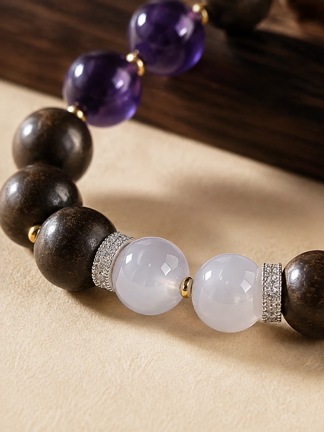 Purple and White Jade Incense Bead Bracelet