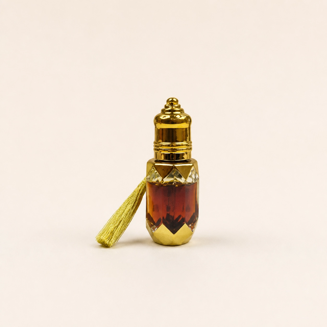 Kyara-Style Agarwood Essential Oil, 6ml - white background product view