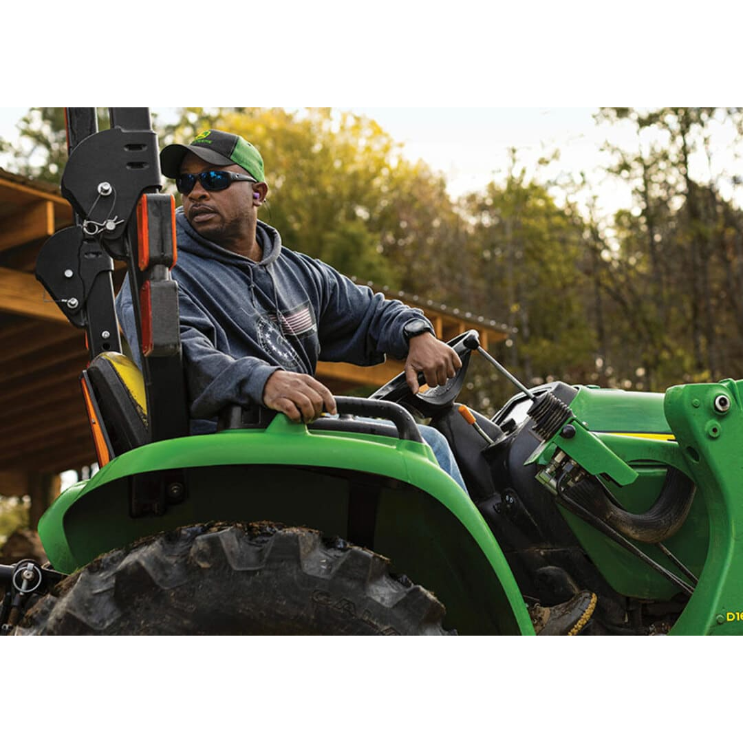 John Deere 3032E Compact Utility Tractor (3E Series) — 30.7 HP Yanmar Diesel, 2‑Range Hydrostatic, Common‑Rail + DPF, Implement‑Ready Hydraulics