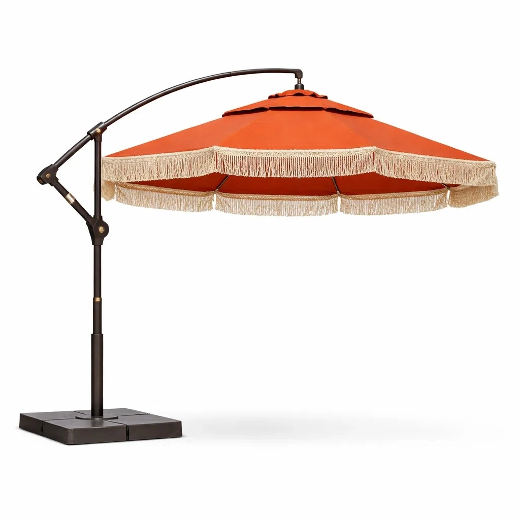 Ombrellone arancione vintage con frange e struttura decentrata-urbanuphold