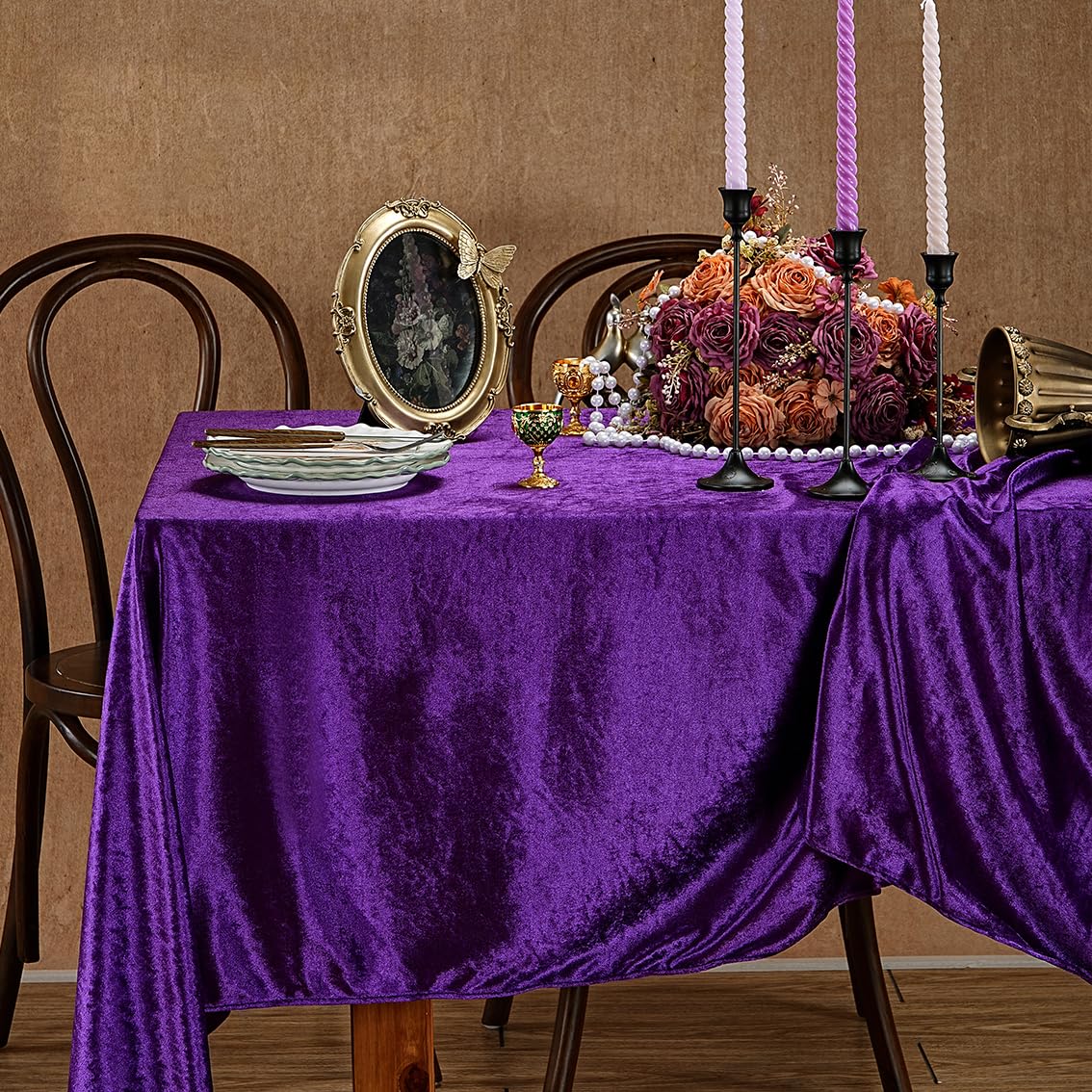 Velvet Tablecloth 60 x 102 Inch Lush Panne Rectangular Table Cloth for Banquet Party Wedding Baby Shower Decorations