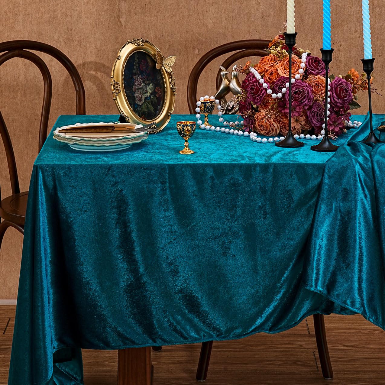 Velvet Tablecloth 60 x 102 Inch Lush Panne Rectangular Table Cloth for Banquet Party Wedding Baby Shower Decorations