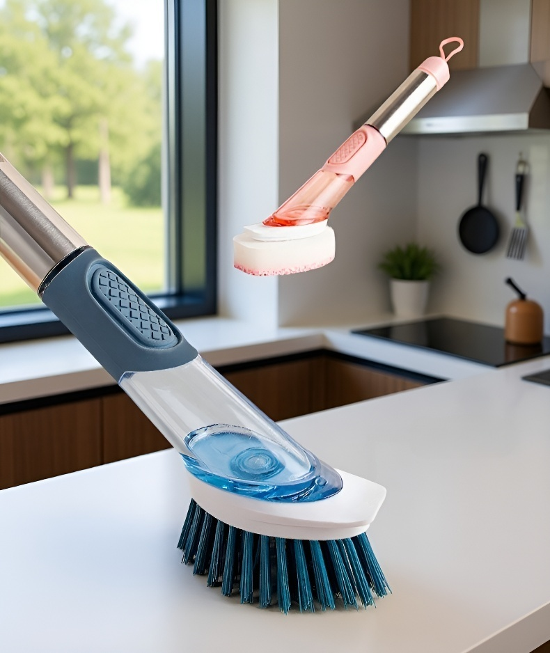 Geschirrspülbürste mit praktischer Flüssigkeitszufuhr