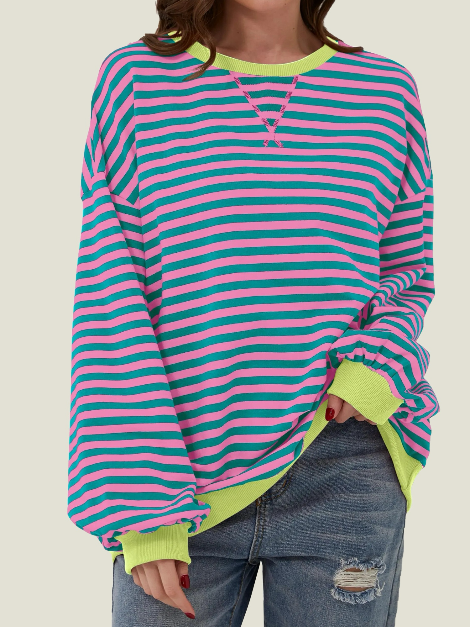 Дамски oversized пуловер на райета с дълъг ръкав