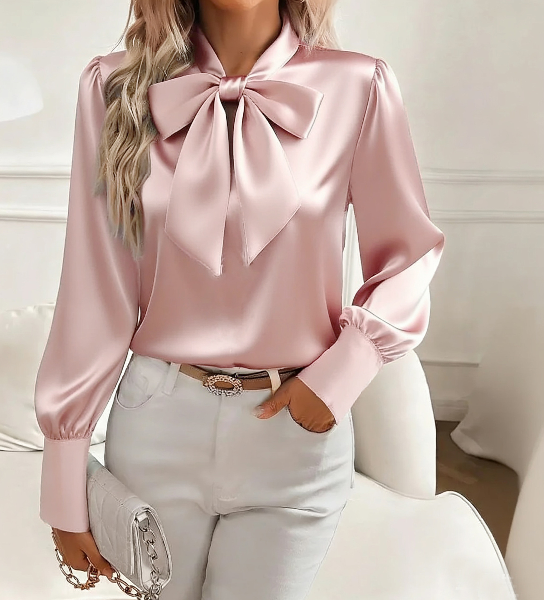 Сатенена блуза с дълъг ръкав и панделка