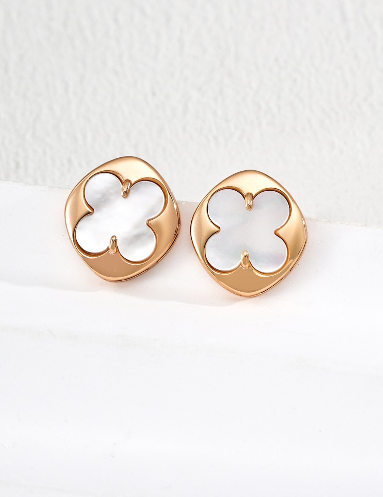 Lucky four-leaf clover necklace and earrings