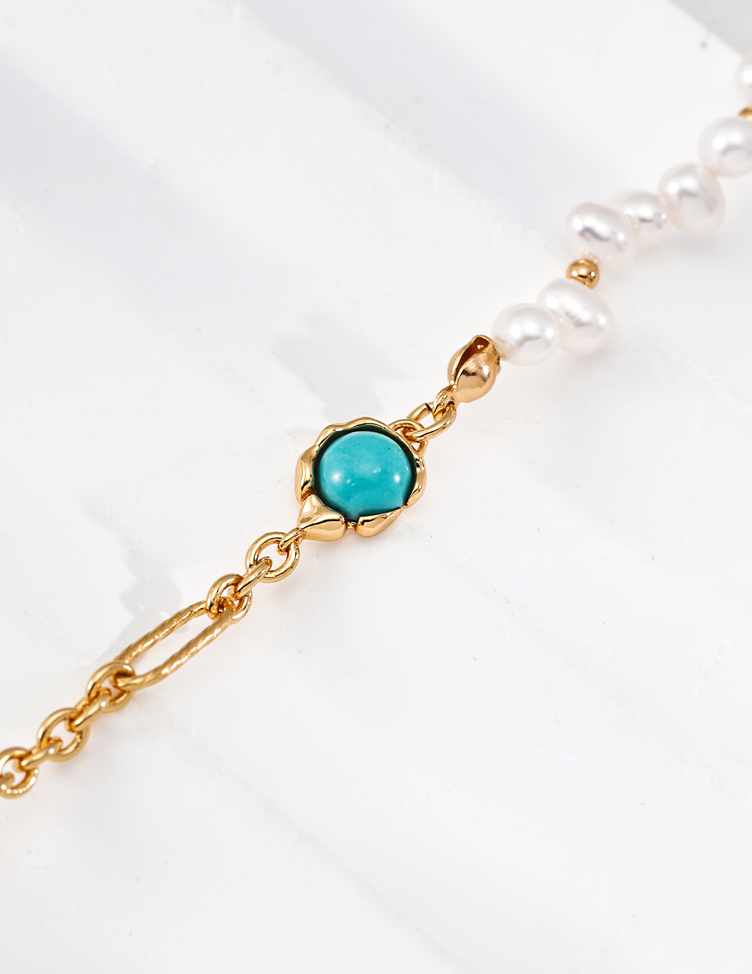 Pearl and turquoise bracelet