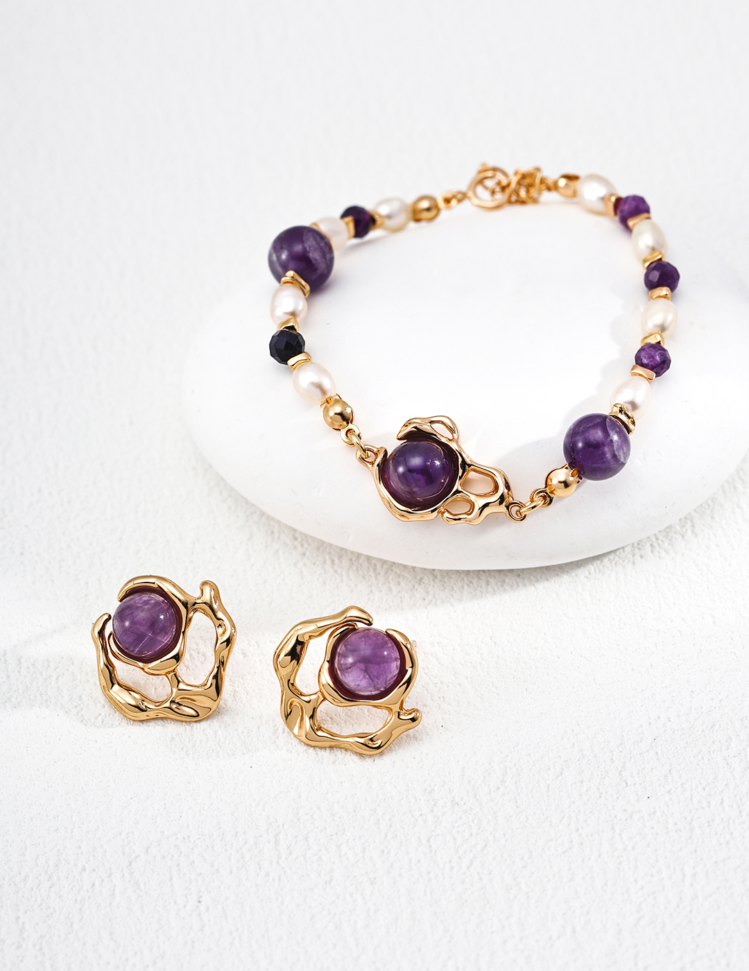 Sterling silver amethyst bracelet and earrings