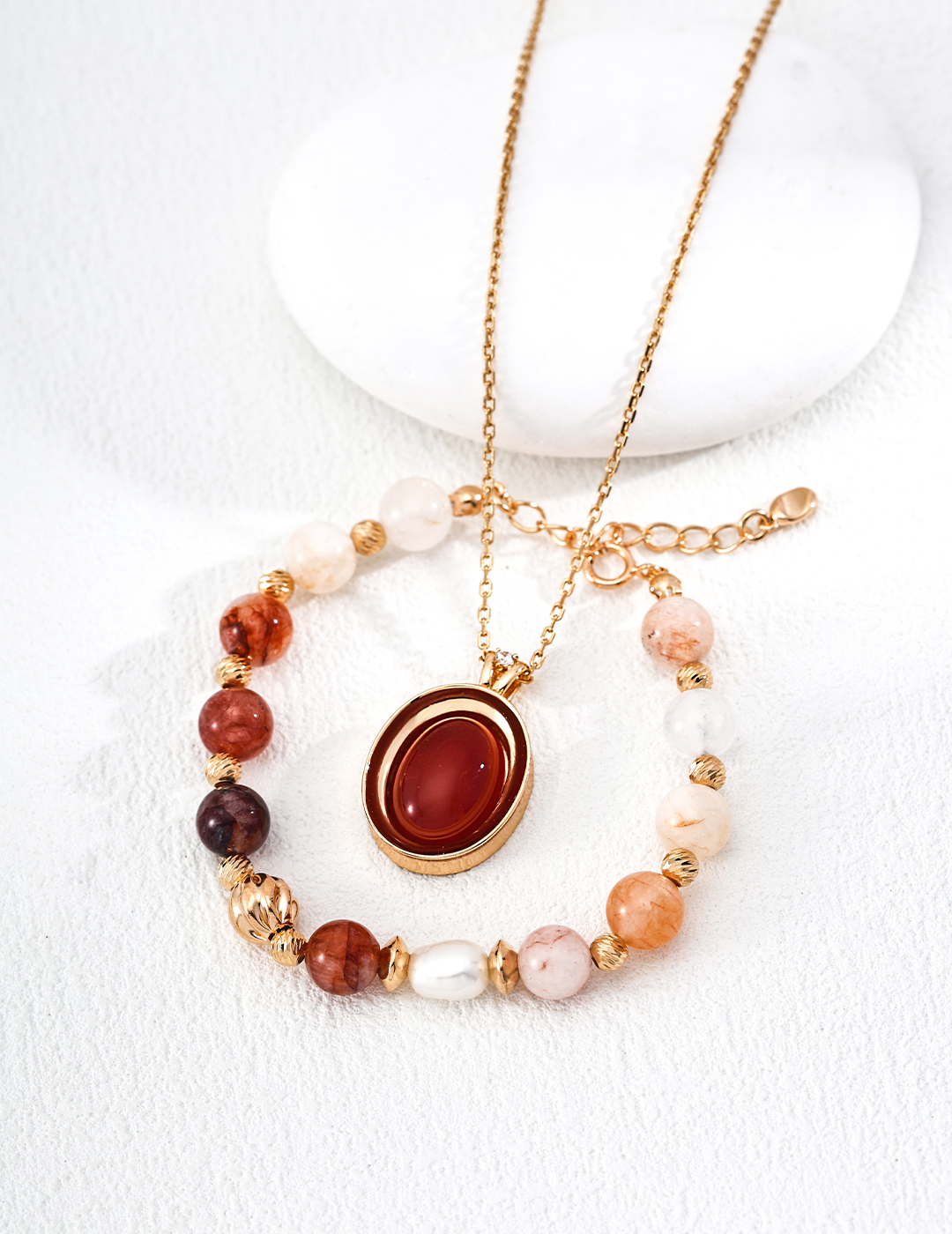 Minimalist style 925 sterling silver and agate necklace