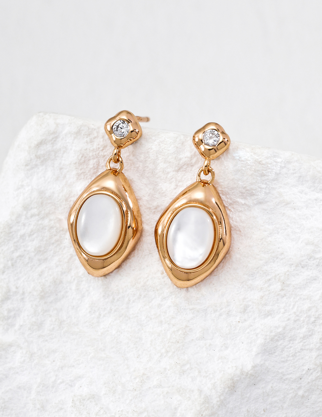 S925 Sterling Silver Vintage Mother-of-Pearl, Agate, and Zircon Earrings