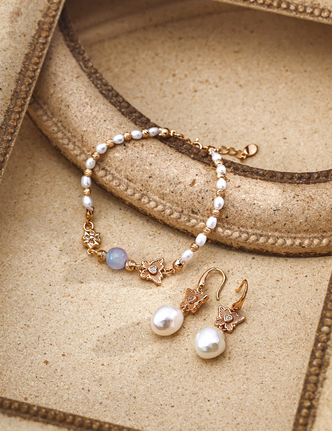 Gradient cat's eye pearl bracelet