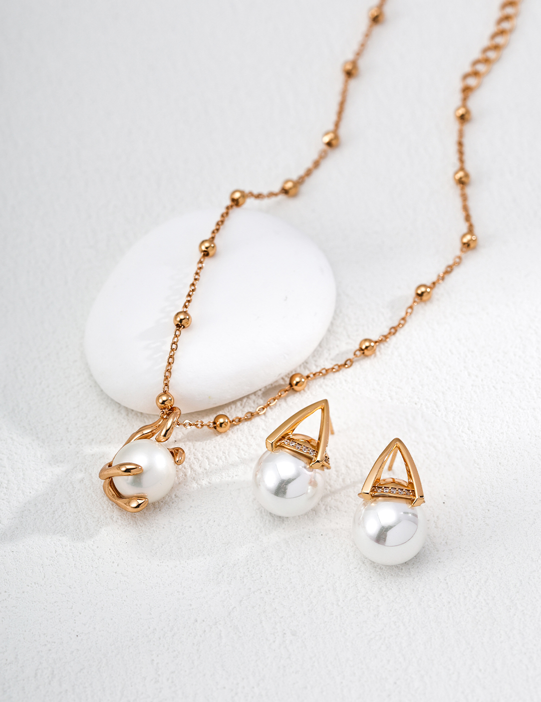 Contemporary geometric design concepts