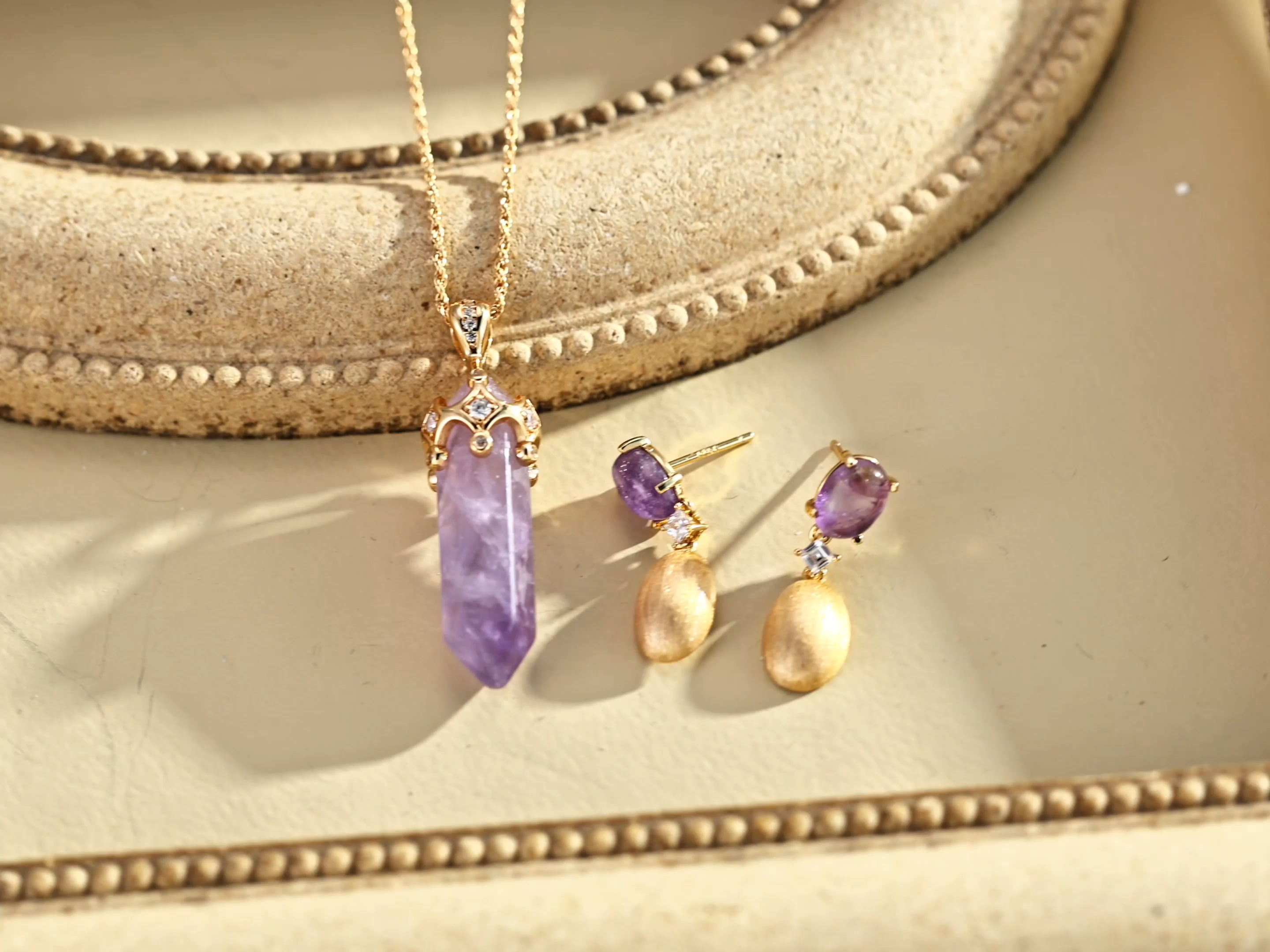 Amethyst and cubic zirconia necklace
