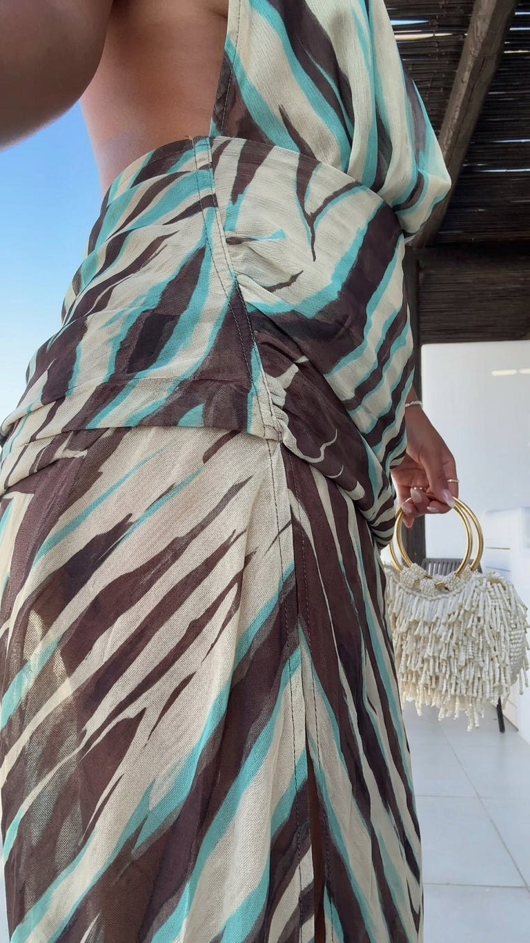Brown Gleam Resort Striped Maxi Dress Brown Maxi Dress with Relaxed Fit silhouette and Textured texture, additional styling view for Resort Wear, a Palm Springs weekend, US Coastal Glam by ads.floravincie