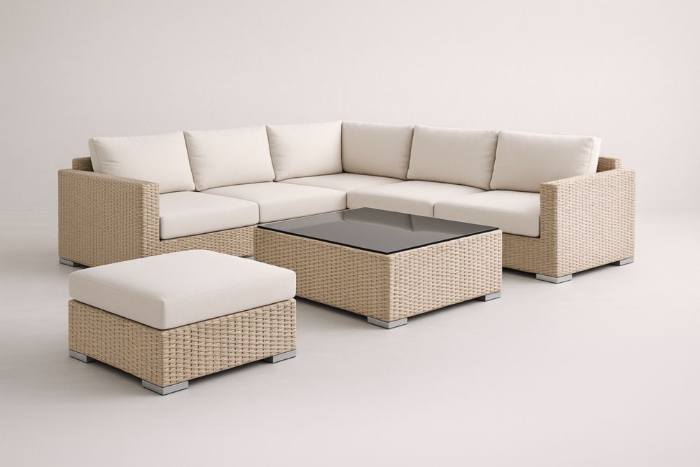 Set divano angolare da esterno in rattan sintetico con tavolino in vetro e pouf beige e crema-Livinbuyers