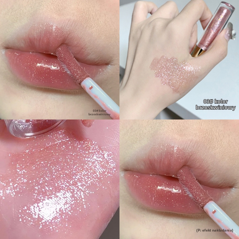 Bliskie błyszczące pomadki w płynie