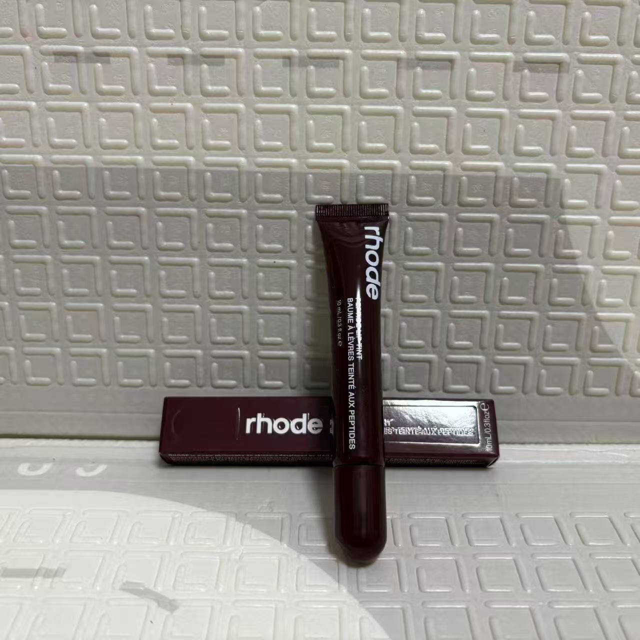 Rhode Peptide Lip Tint – Nowe doświadczenie pielęgnacji ust z kolorem ✨