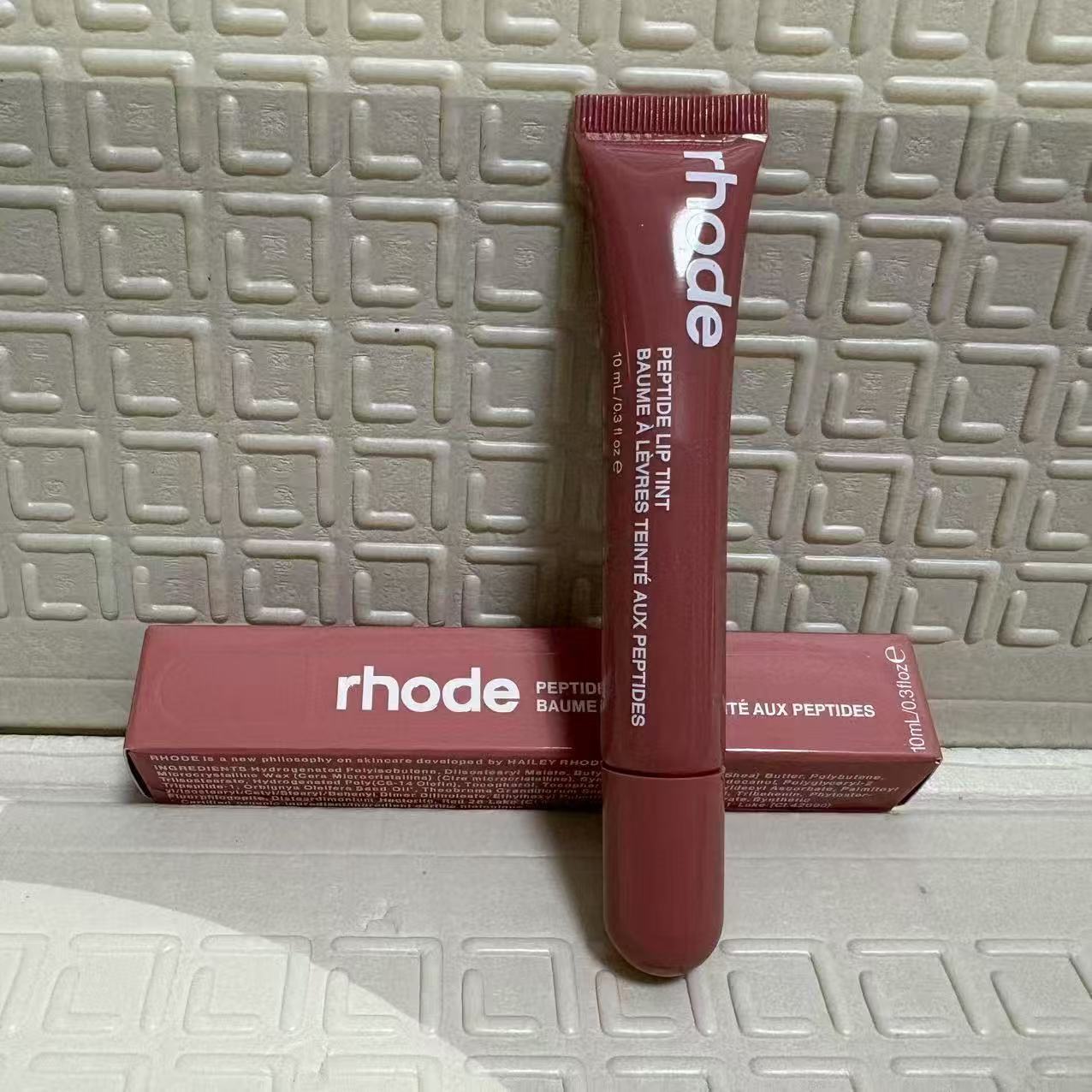Rhode Peptide Lip Tint – Nowe doświadczenie pielęgnacji ust z kolorem ✨