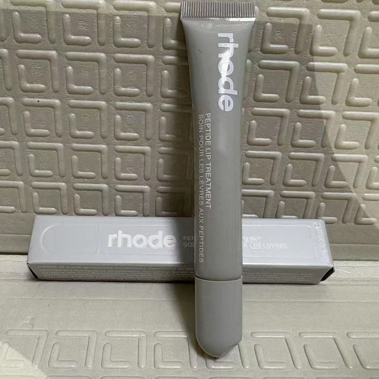 Rhode Peptide Lip Tint – Nowe doświadczenie pielęgnacji ust z kolorem ✨