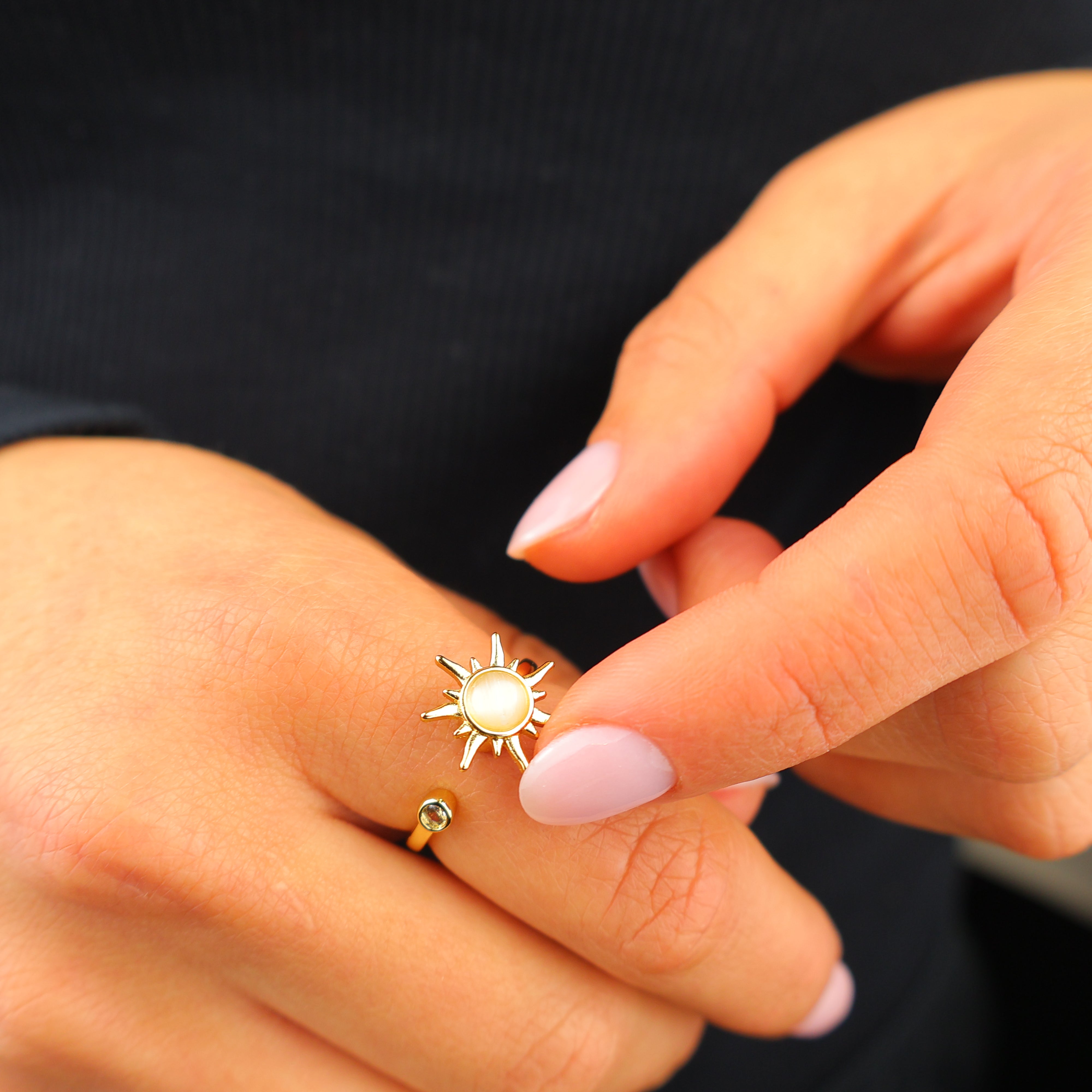 Sol Anxiety Ring – Въртящ се пръстен за спокойствие