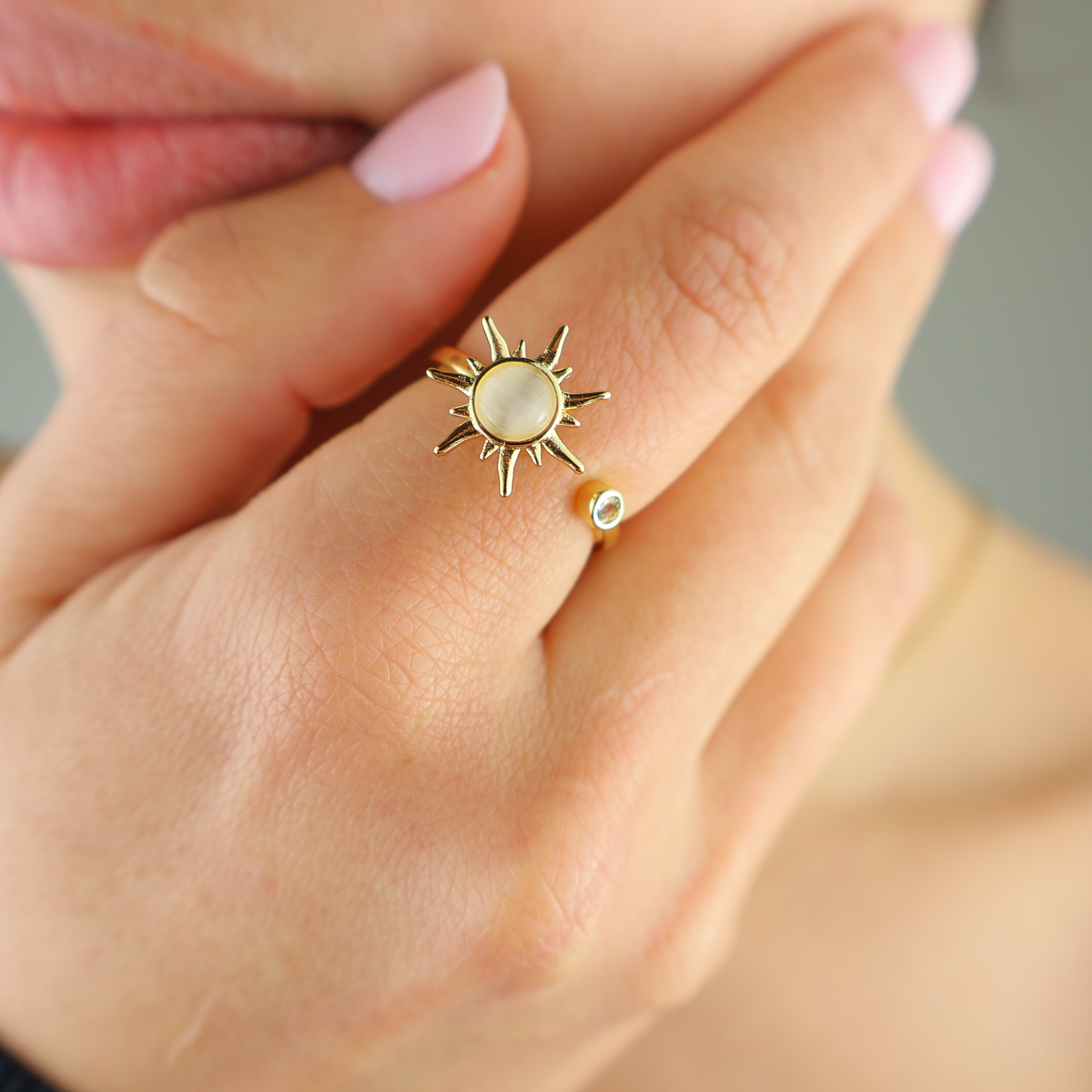 Sol Anxiety Ring – Въртящ се пръстен за спокойствие