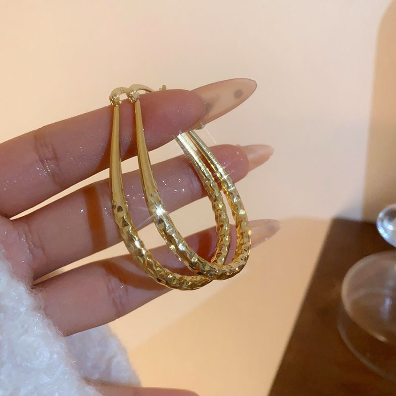 🎉 1 acheté, 1 offert (2 paires) 🎁 Créoles pour femme à facettes diamant – Élégantes et étincelantes 💎