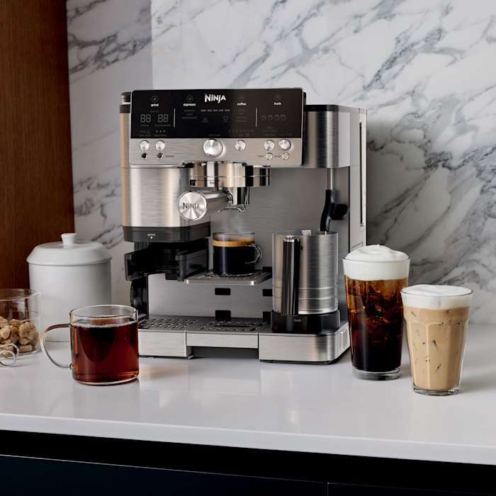Ninja Luxe™ Café Premier y Licuadora portátil Ninja Blast™ Combo
