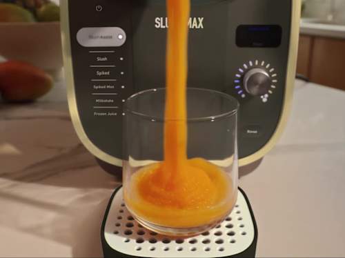 Ninja SLUSHi MAX Slushie Machine in Blue, 12+ Servings