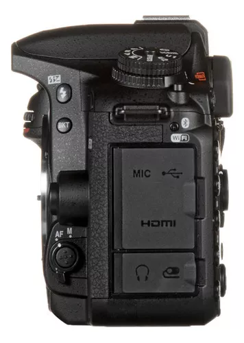 Nikon D7500 DSLR color negro