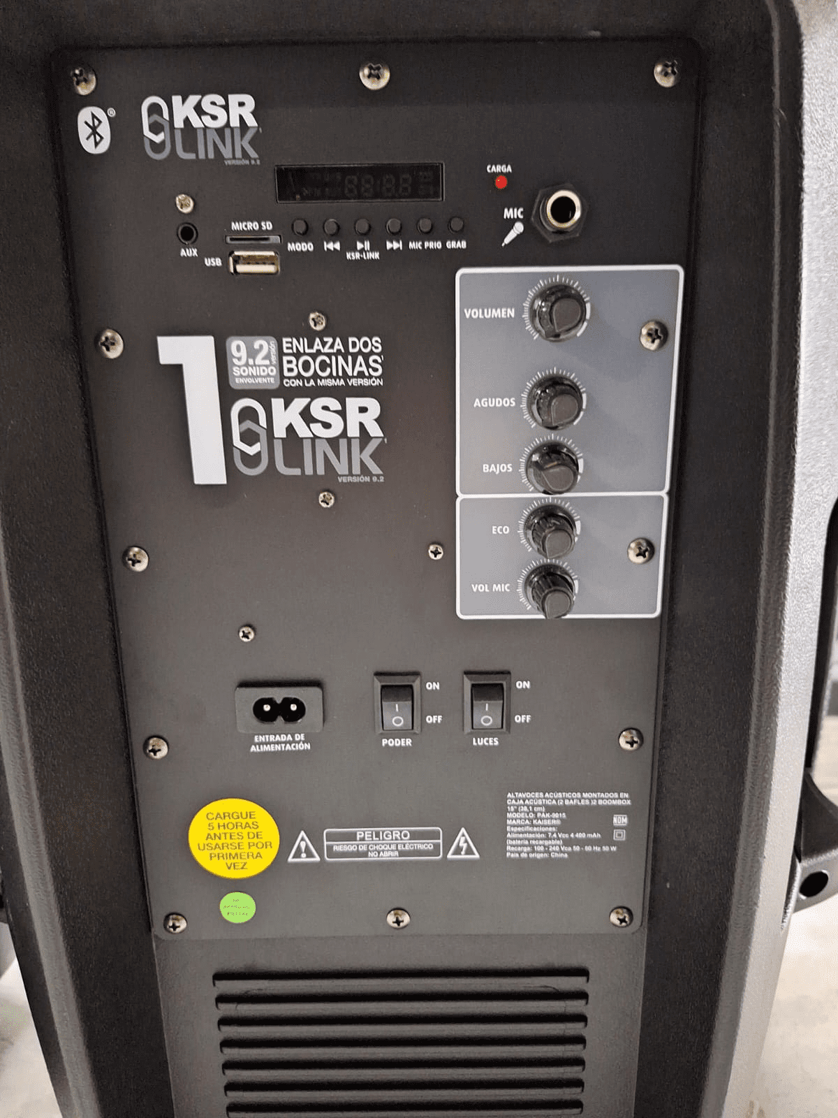 Kit Profesional de 2 Bafles Amplificados 15 Pulgadas Kaiser PAK-9015