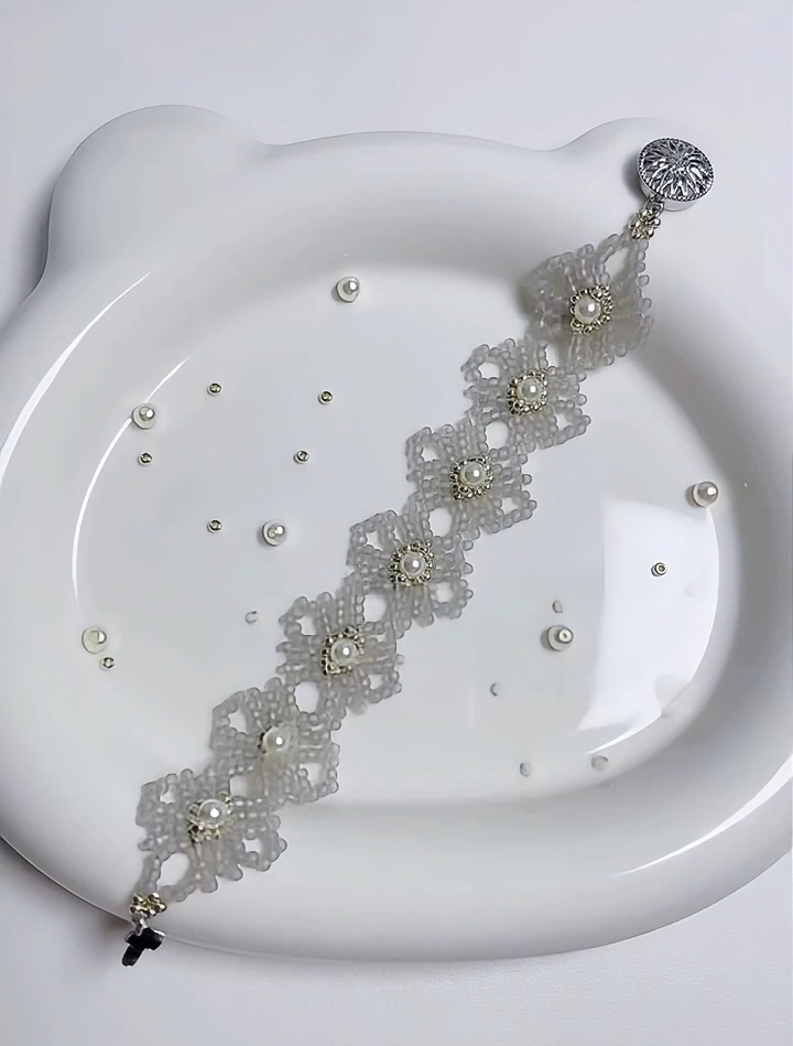 GB008 DIY Kit – Moonlit Grey Bridal Bracelet – Matte Iridescent Seed Beads & Pearls