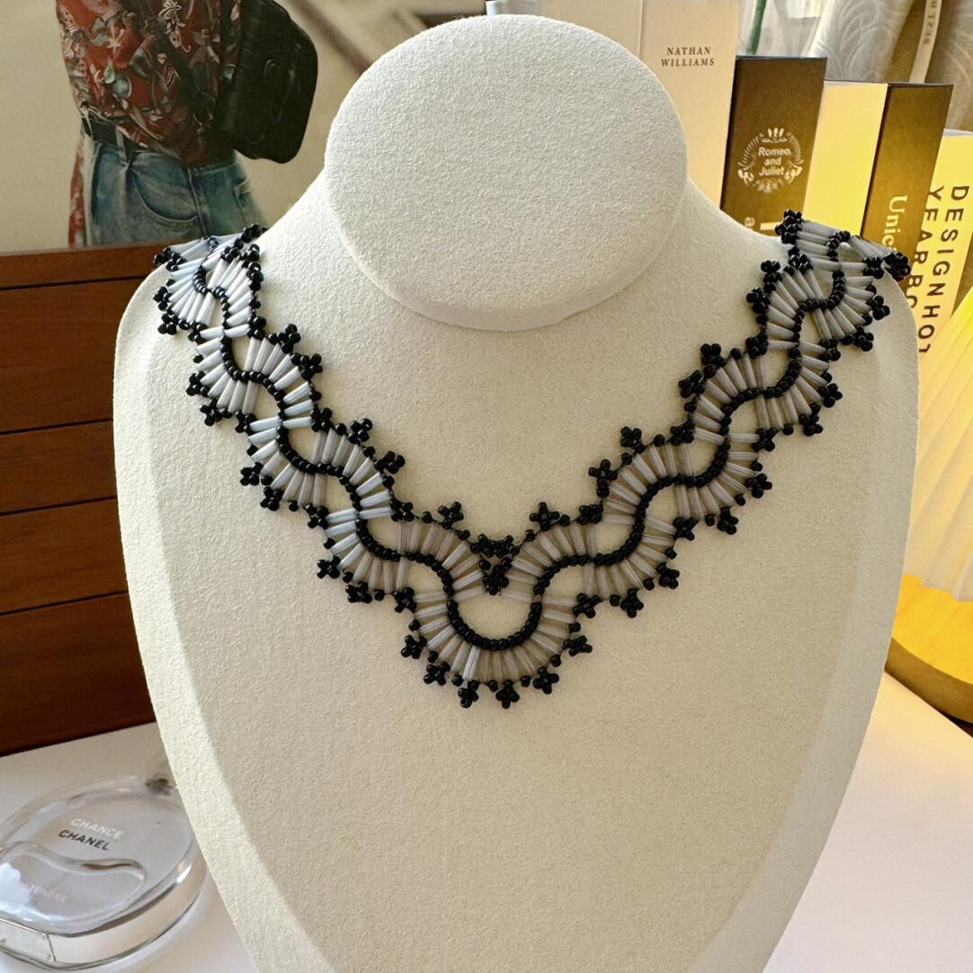 No.61 DIY Kit – Dark Princess Style Beaded Necklace DIY Kit – Bugle & Seed Beads（XL024）