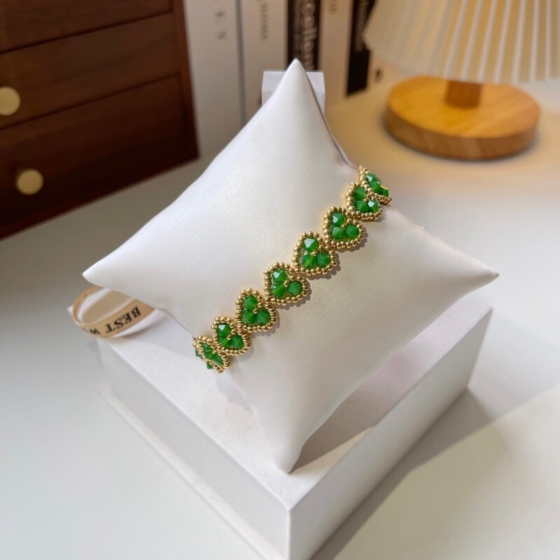 No.19 Finished Product – The Vintage Green Heart Bracelet（SL040）
