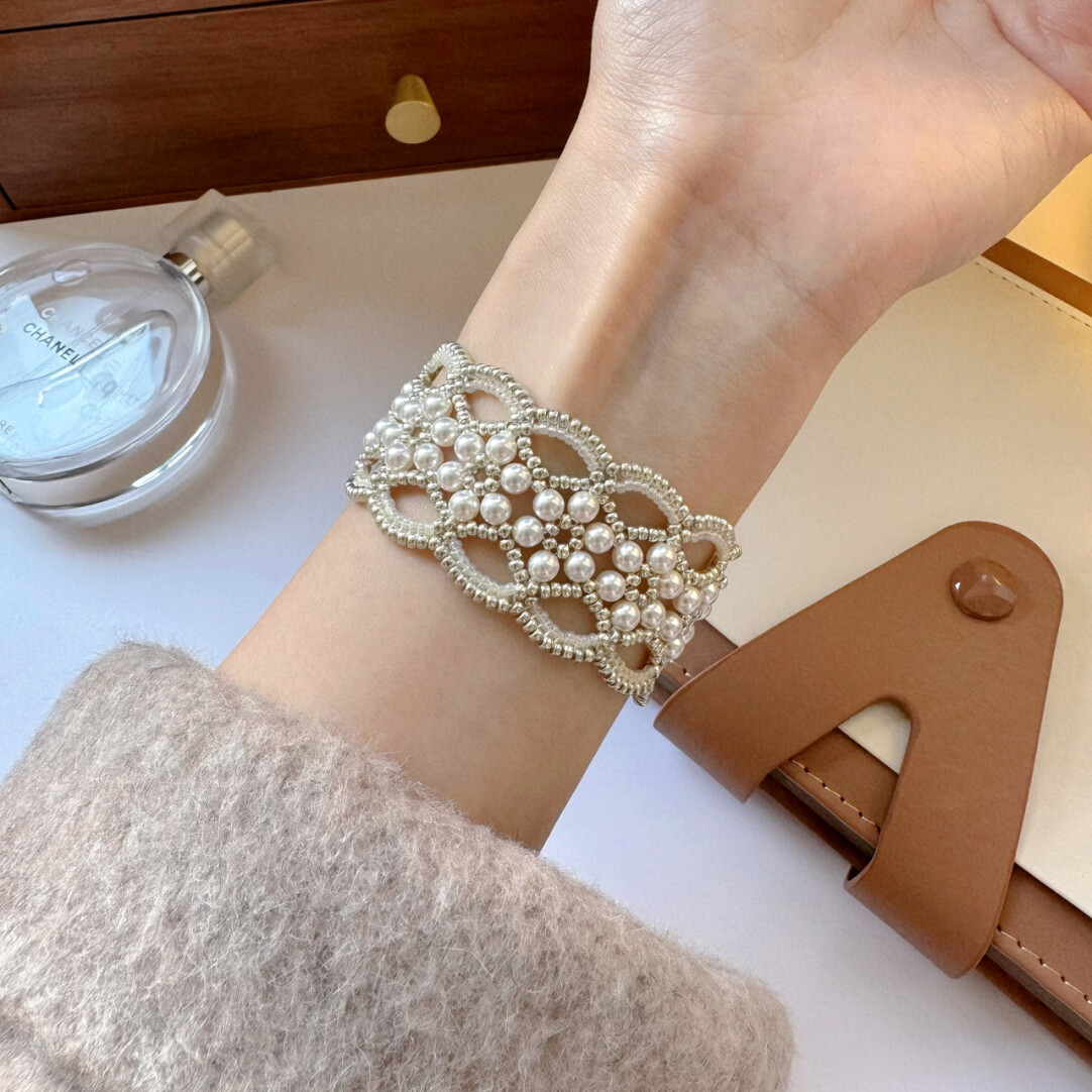 No.XX Finished Product – Gentle & Elegant Wide-Brim Lace Beaded Bracelet（SL110）
