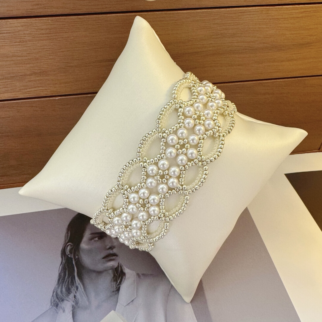 No.XX Finished Product – Gentle & Elegant Wide-Brim Lace Beaded Bracelet（SL110）