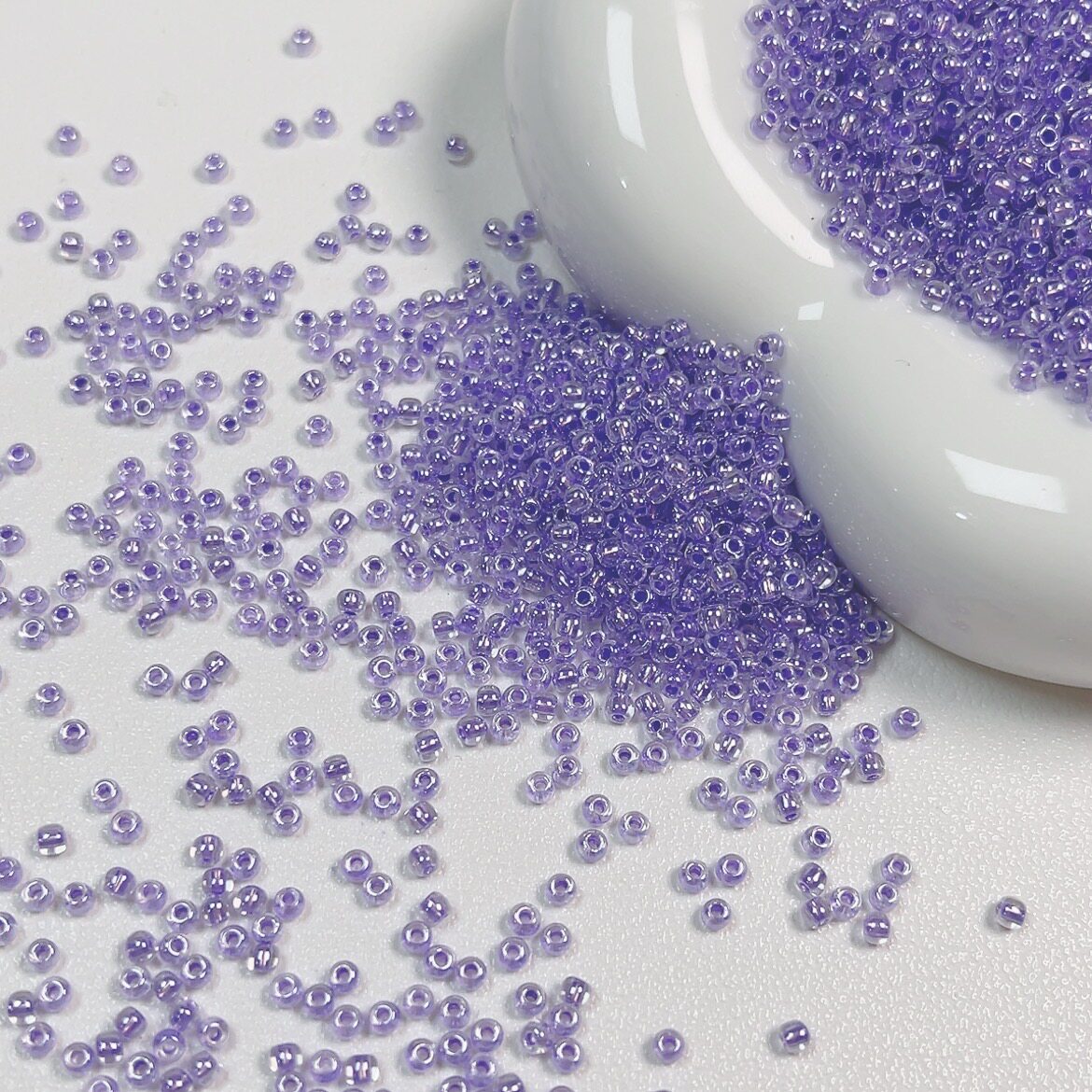 2mm Gold Core Iridescent Glass Seed Beads – Premium Quality for Jewelry Making