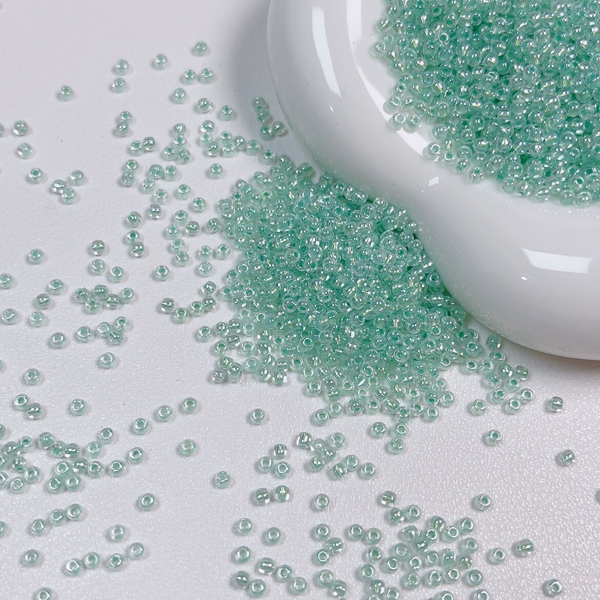 2mm Gold Core Iridescent Glass Seed Beads – Premium Quality for Jewelry Making